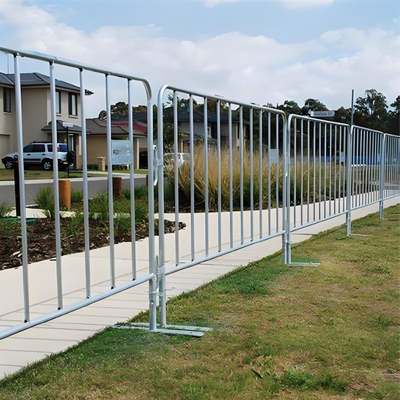 Hot Dip Galvanized Crowd Control Barrier Anti Rust Steel Safety Fence 1.1m Chiều cao 2m Chiều dài